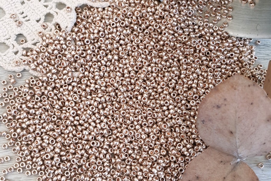 чешский бисер 18589