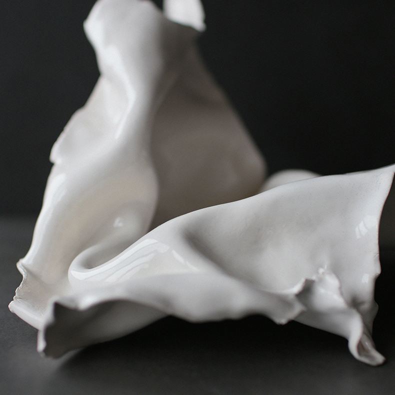 porcelain wave vase