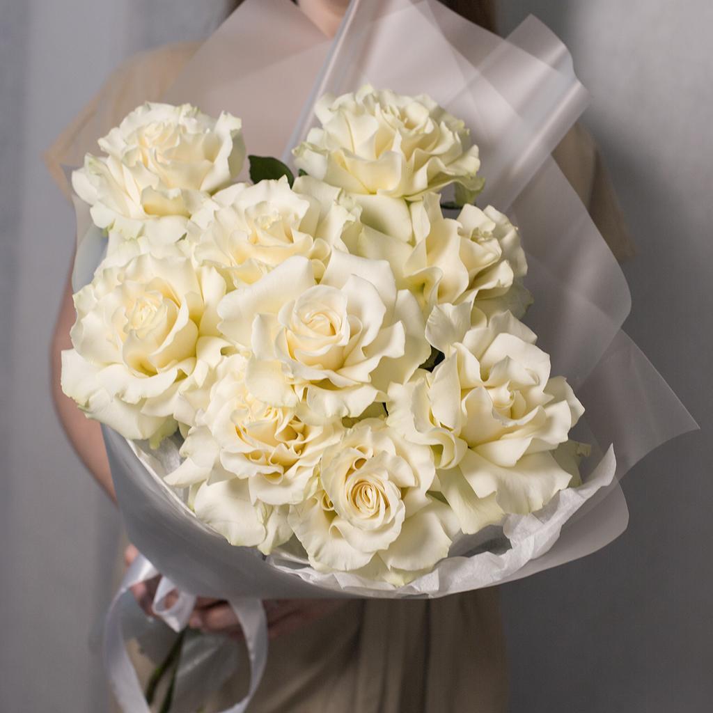 Французские белые розы