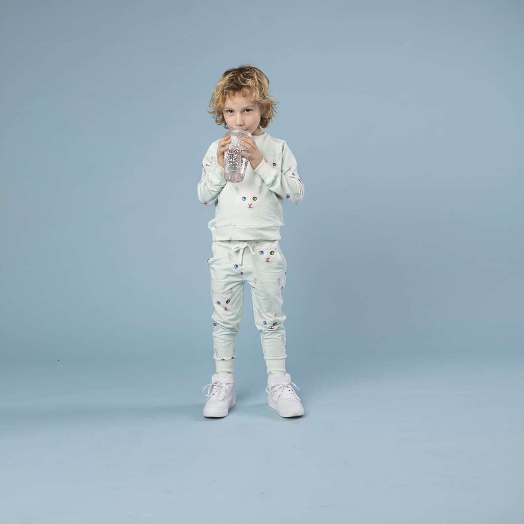 "Кошачьи глаза" Свитер и штаны Дети.