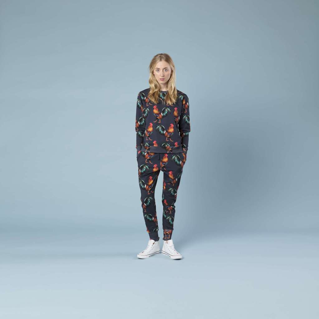 "Забияка"  Свитер и штаны Жен.