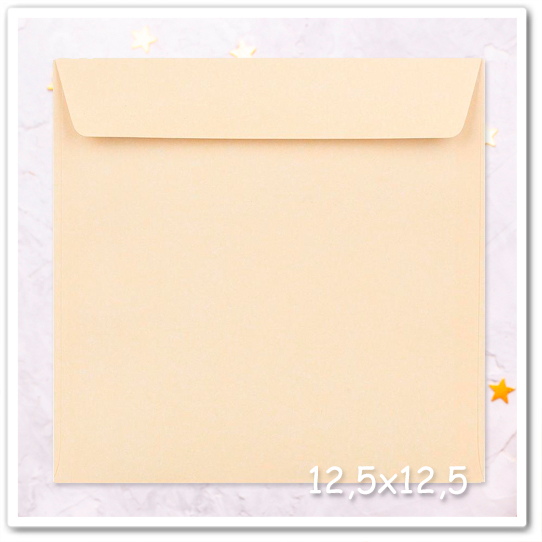 Конверт квадратный светло-оранжевый