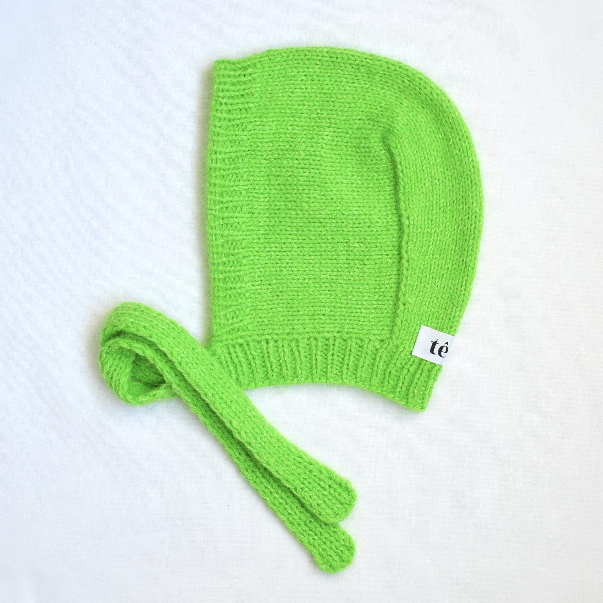 Чепчик неон зелёный