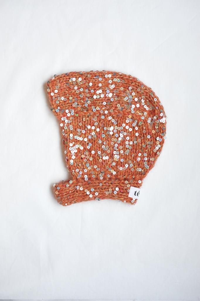 Чепчик с пайетками рыжий