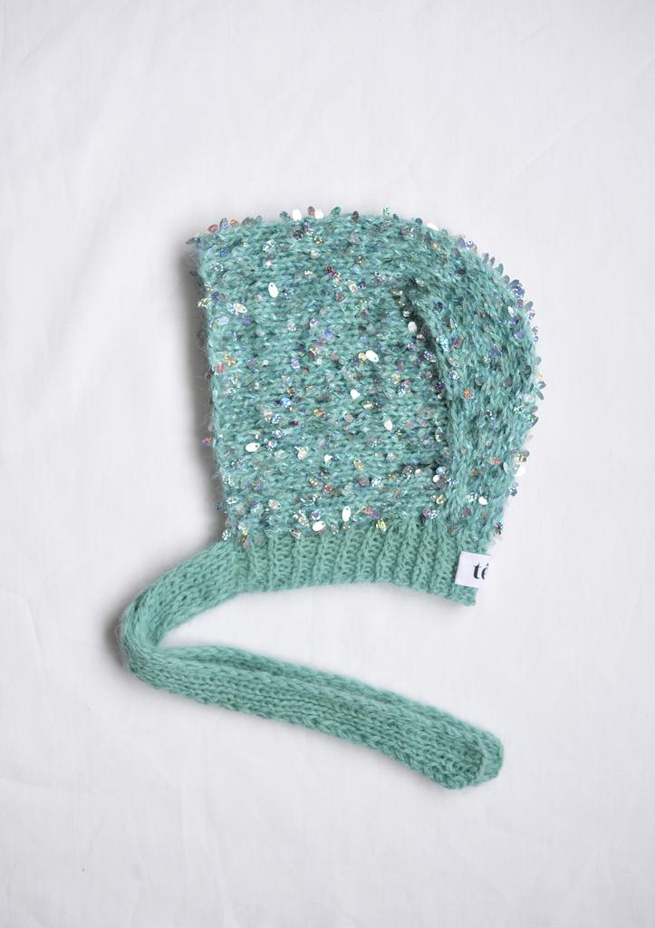 Чепчик с блёстками морская волна