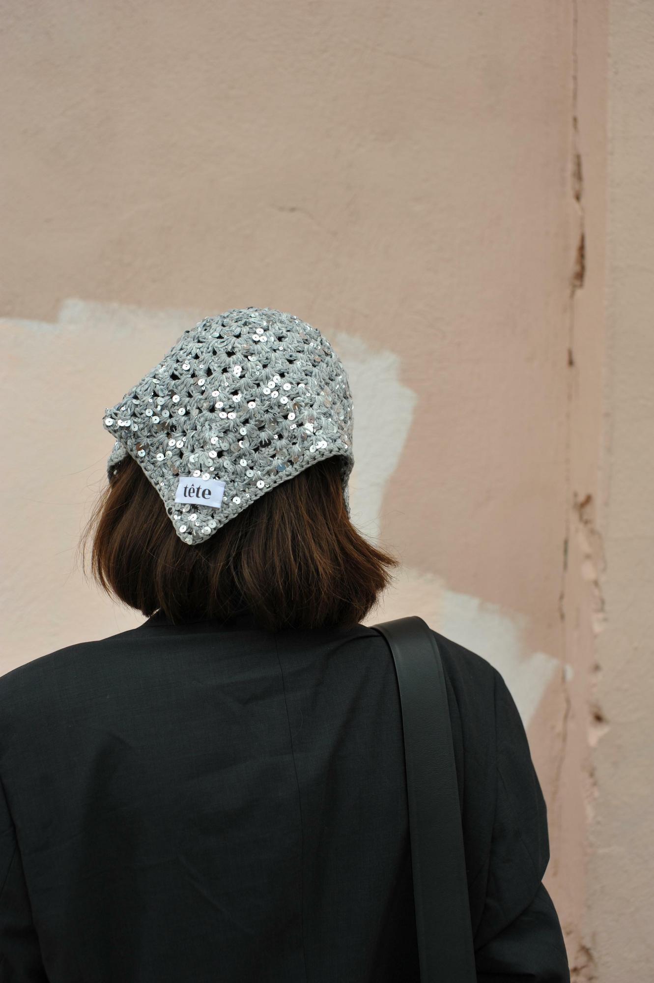 Косынка с пайетками серебристая (хлопок)