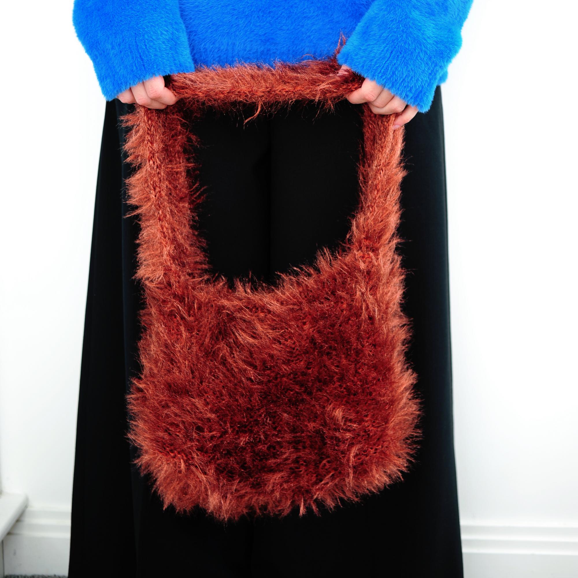 Сумка меховая терракотовая