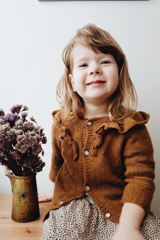 видео-мастеркласс по вязание кофты с рюшками