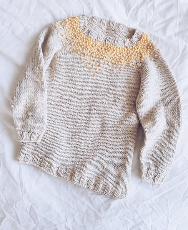 видео мастер-класс "СВИТЕР регланом СВЕРХУ с вышивкой"