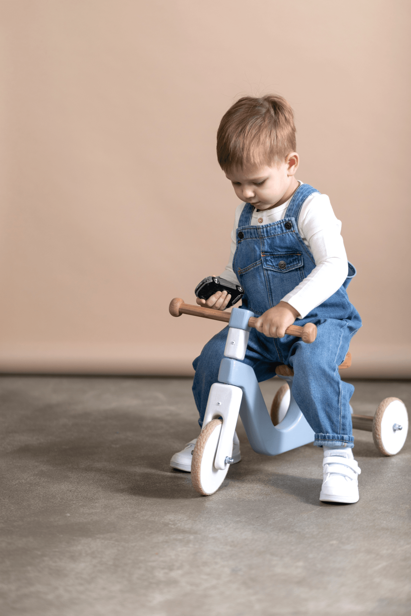 Беговел 2.0 в голубом