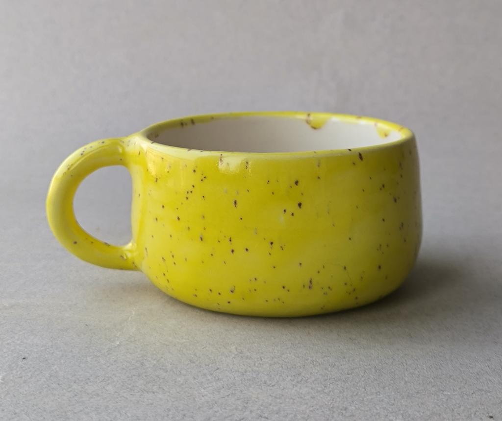 Кружка с лисой желтая