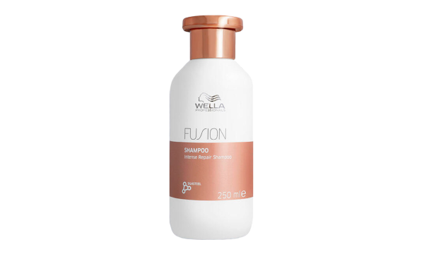 Wella Professional Fusion Шампунь для глубокого восстановления волос 250 мл
