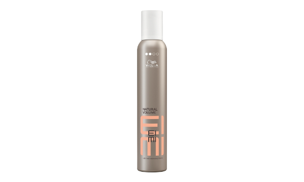 Wella Professionals Eimi Natural Volume Пена для укладки легкой фиксации 500 мл