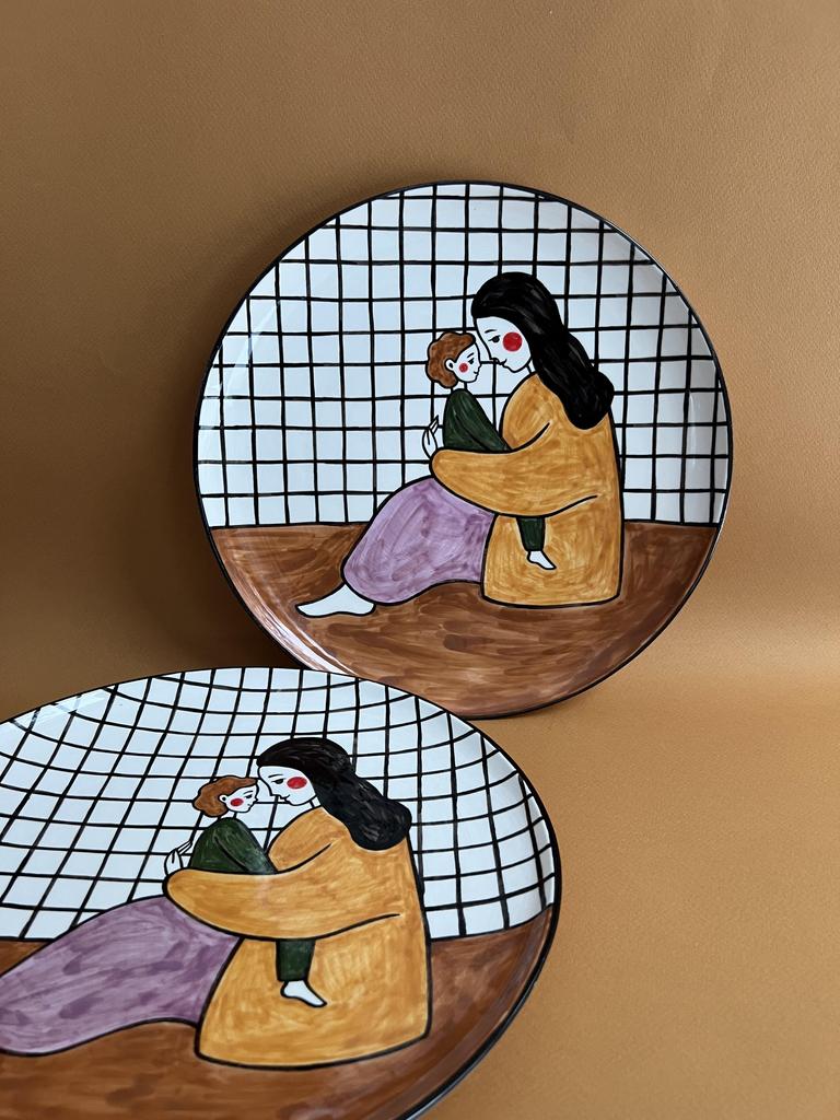 Тарелка "Материнство 30 см" №1