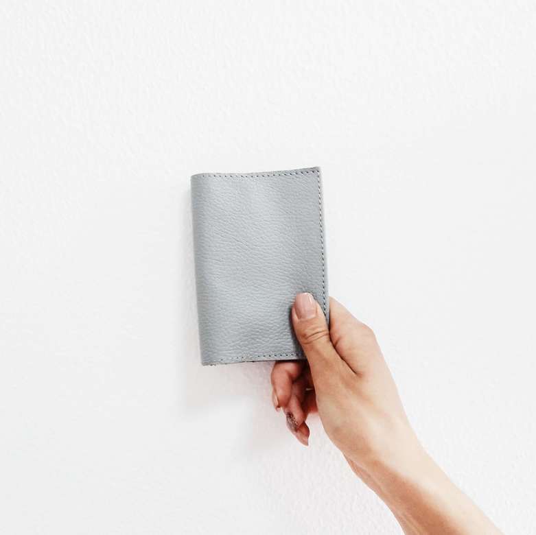 ОБЛОЖКА KITCOVER (СЕРАЯ)