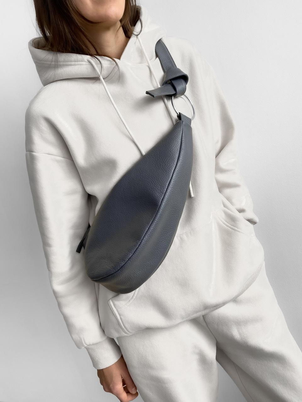 СУМКА DAISYBAG (ТЕМНО-СЕРАЯ)