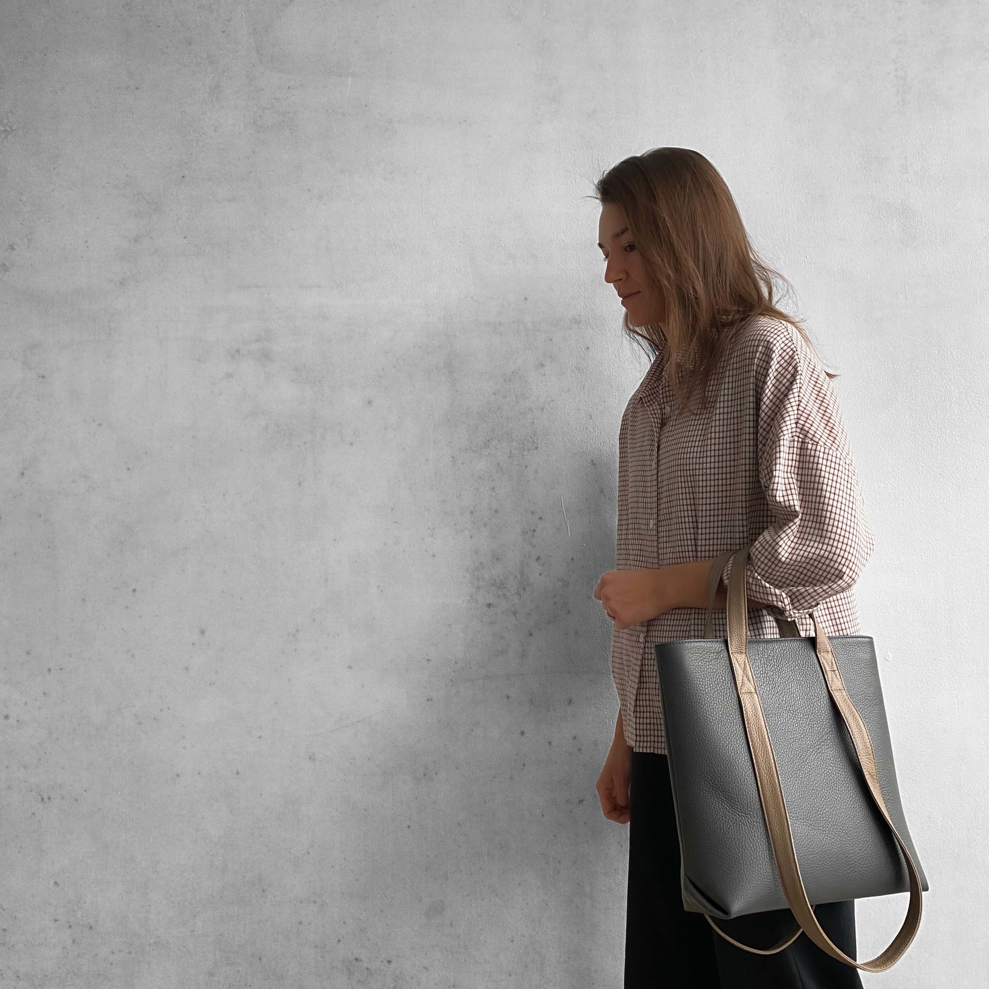 СУМКА LAURABAG MINI (ТЕМНО-СЕРЫЙ-ЛАТТЕ)