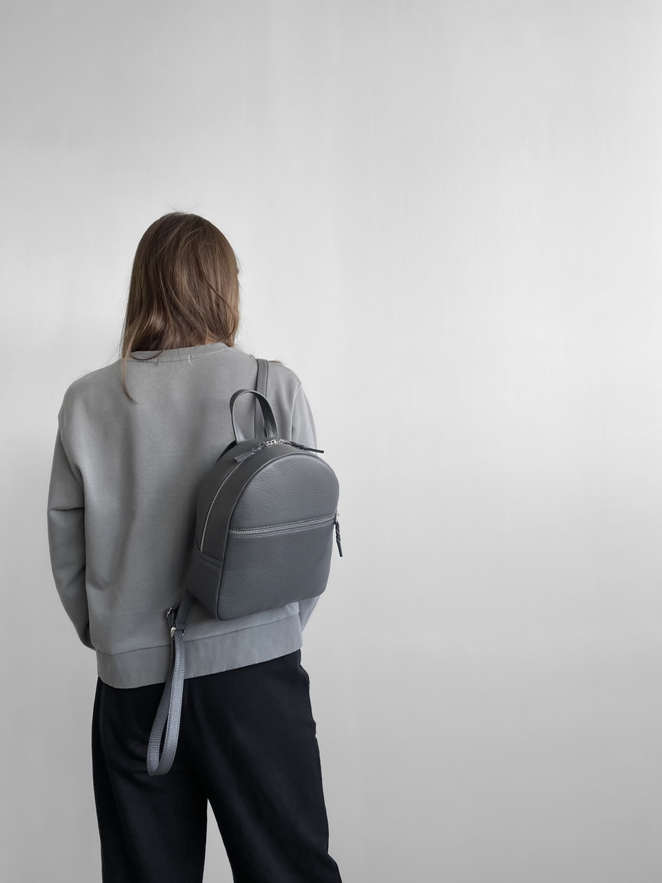 РЮКЗАК REGINABACKPACK (ТЕМНО-СЕРЫЙ)