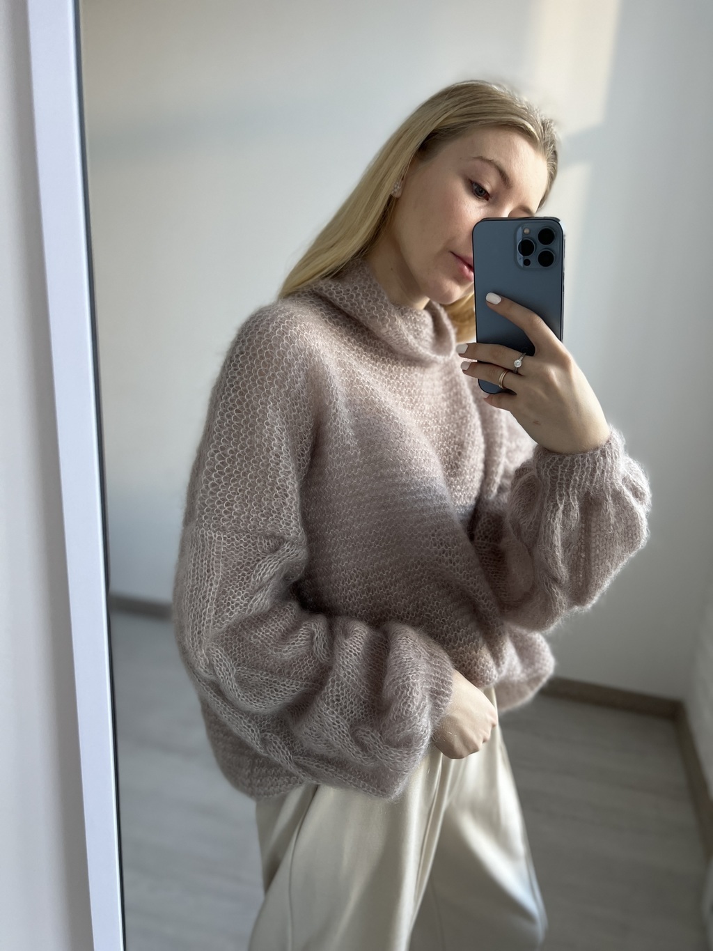 Свитер "Воздух" латте