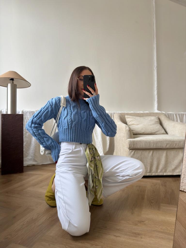 Свитер "Косы" голубой