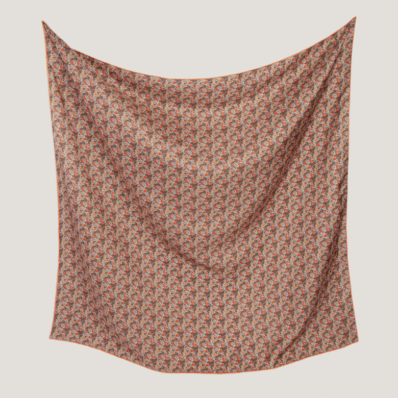 Шелковый платок 90х90