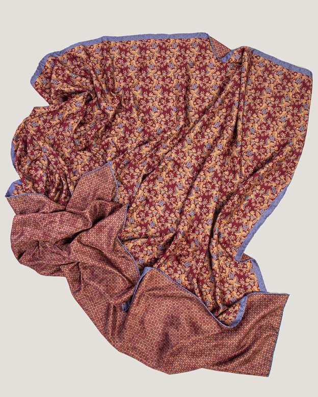 Платок 140х140 двухсторонний