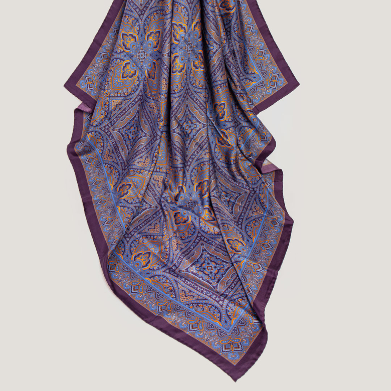 Шелковый платок 140х140