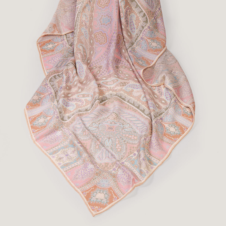 Платок кашемир 140х140