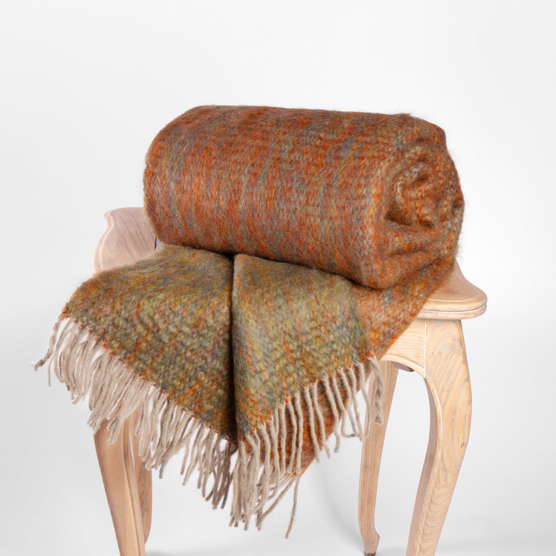 Плед из шерсти и мохера