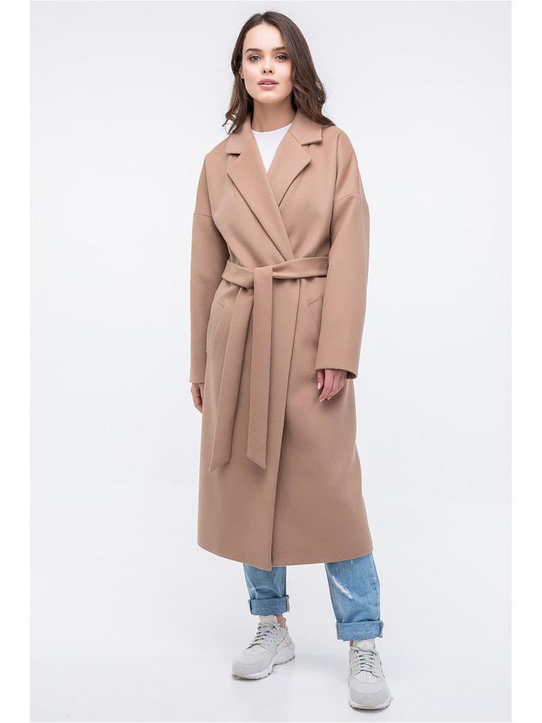 Пальто-халат бежевого цвета, 60% шерсть