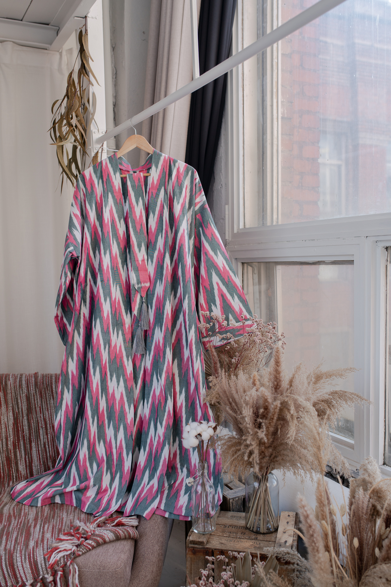 Кимоно ЗИГЗАГ серо-малиновый