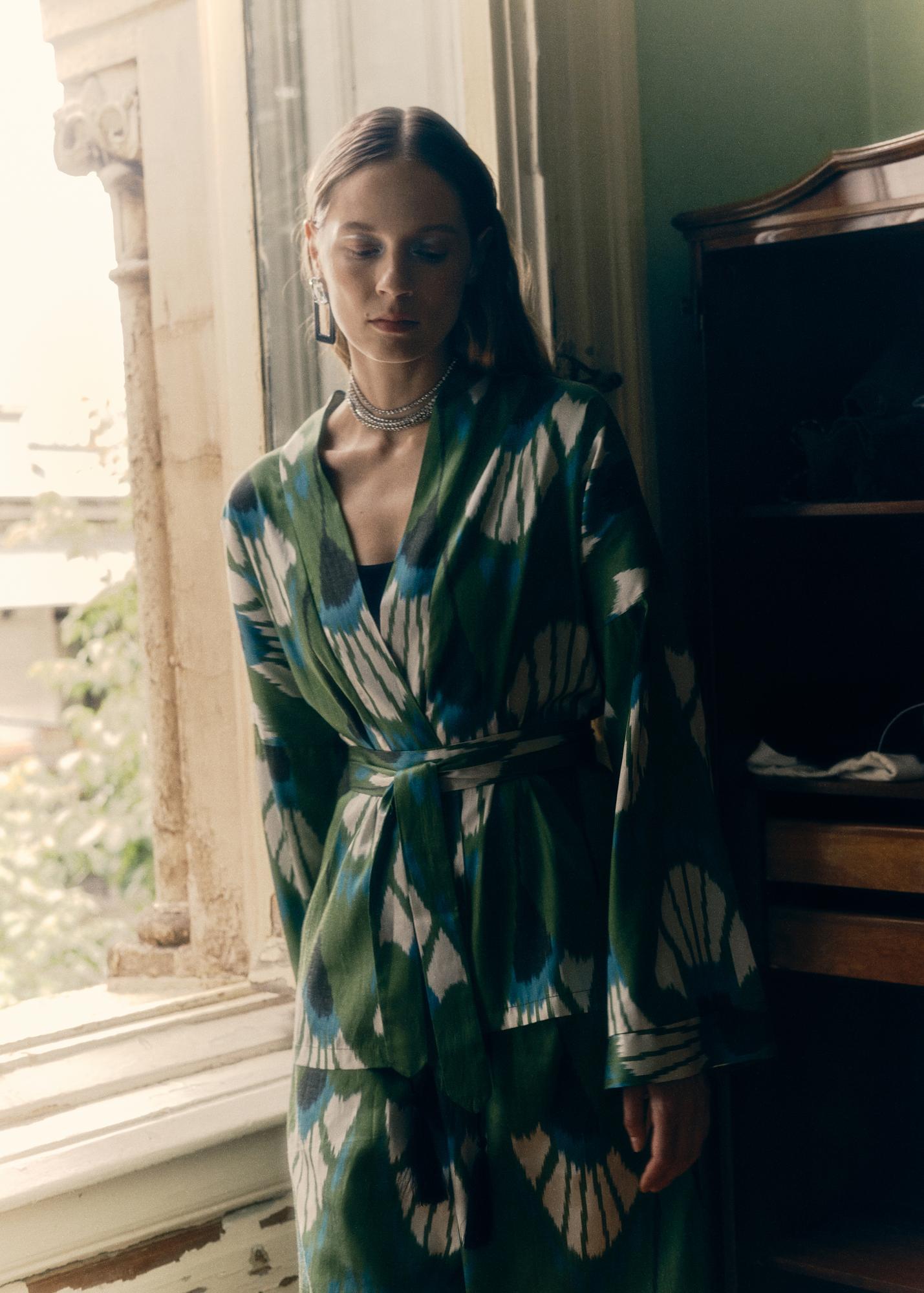 Шелковый костюм LOULOU