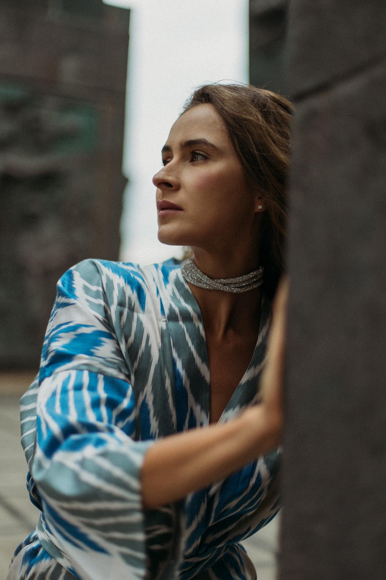 Шелковый костюм DOVE без перьев