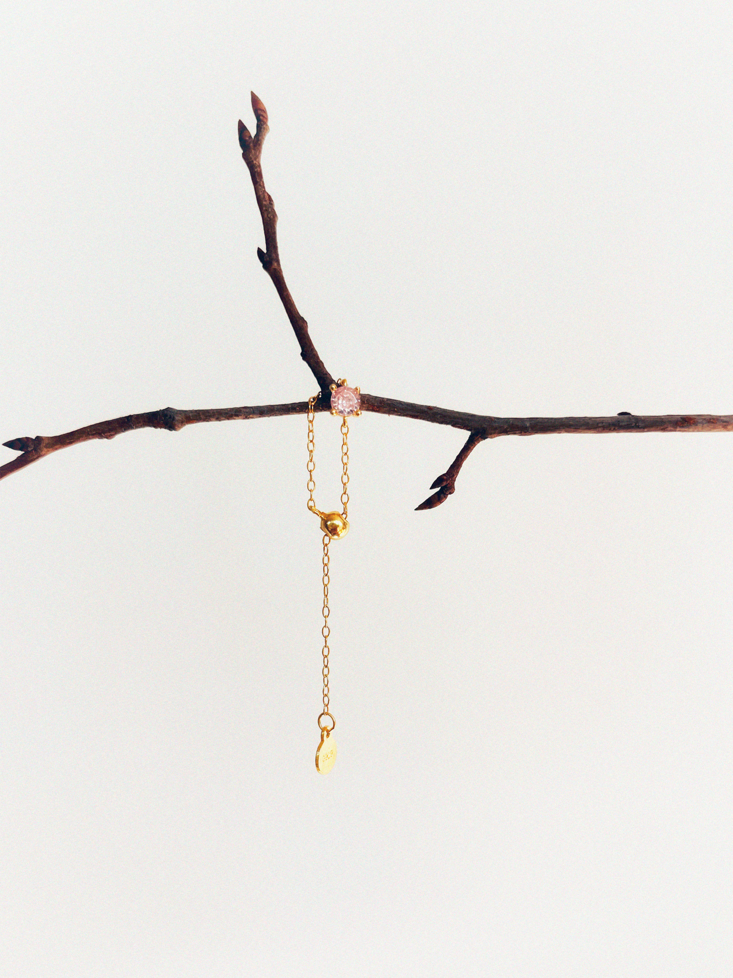 Серебряное кольцо с круглым розовым фианитом