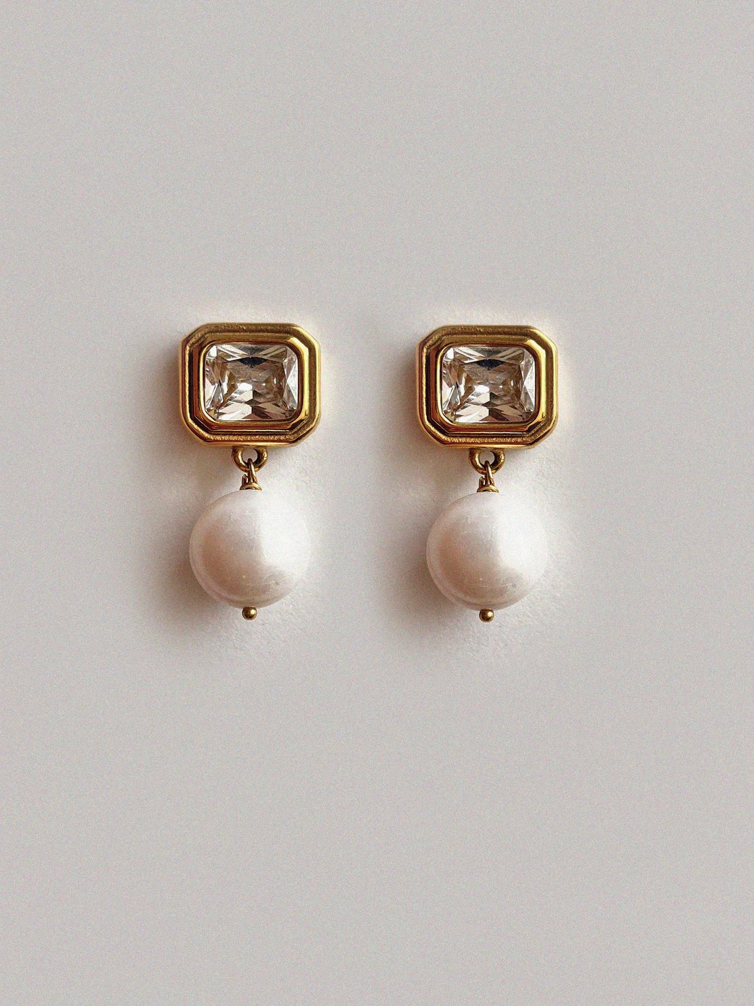 Серьги с жемчужной   подвеской