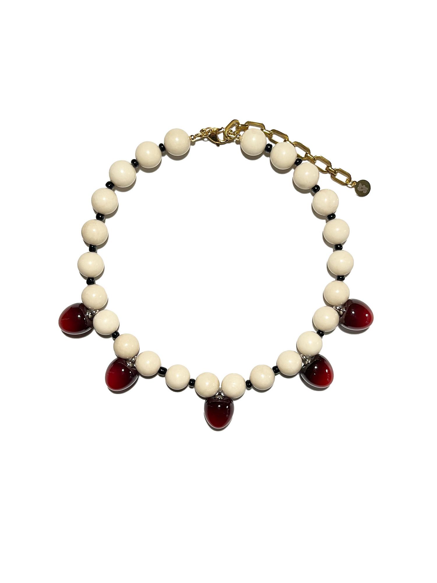 Колье MILK CHERRY