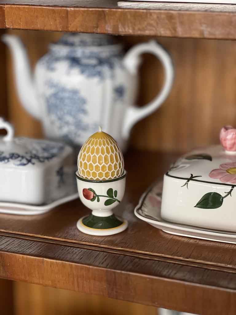 Свеча «Яйцо пчелиное»