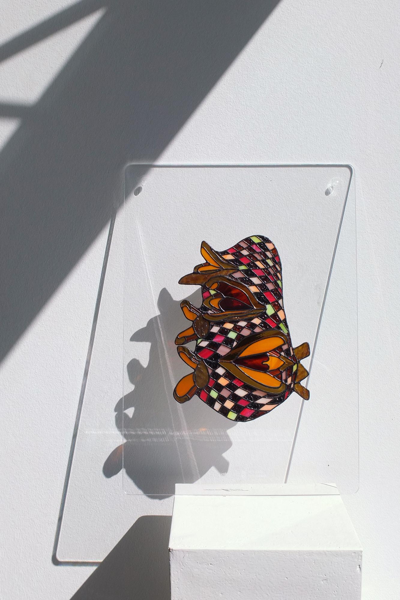 art object .Alien levitation