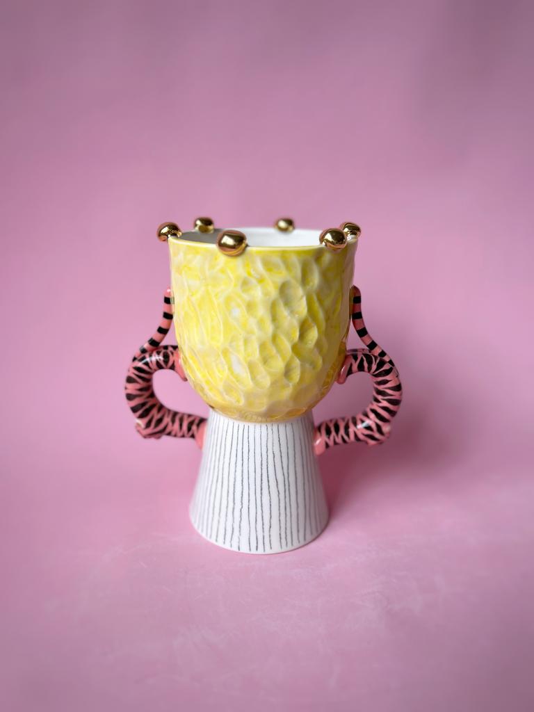 Ваза - два тигра желтая