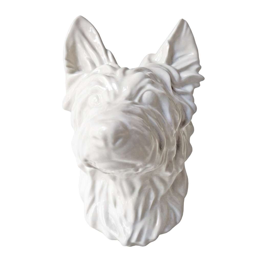 Скульптурный настенный рельеф "Голова Тоши"