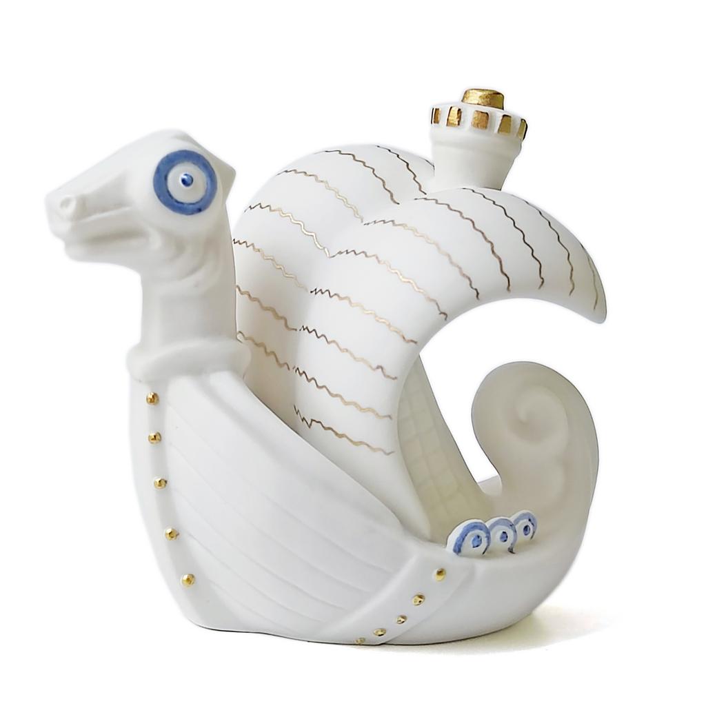 Декорированная скульптура "Ладья"