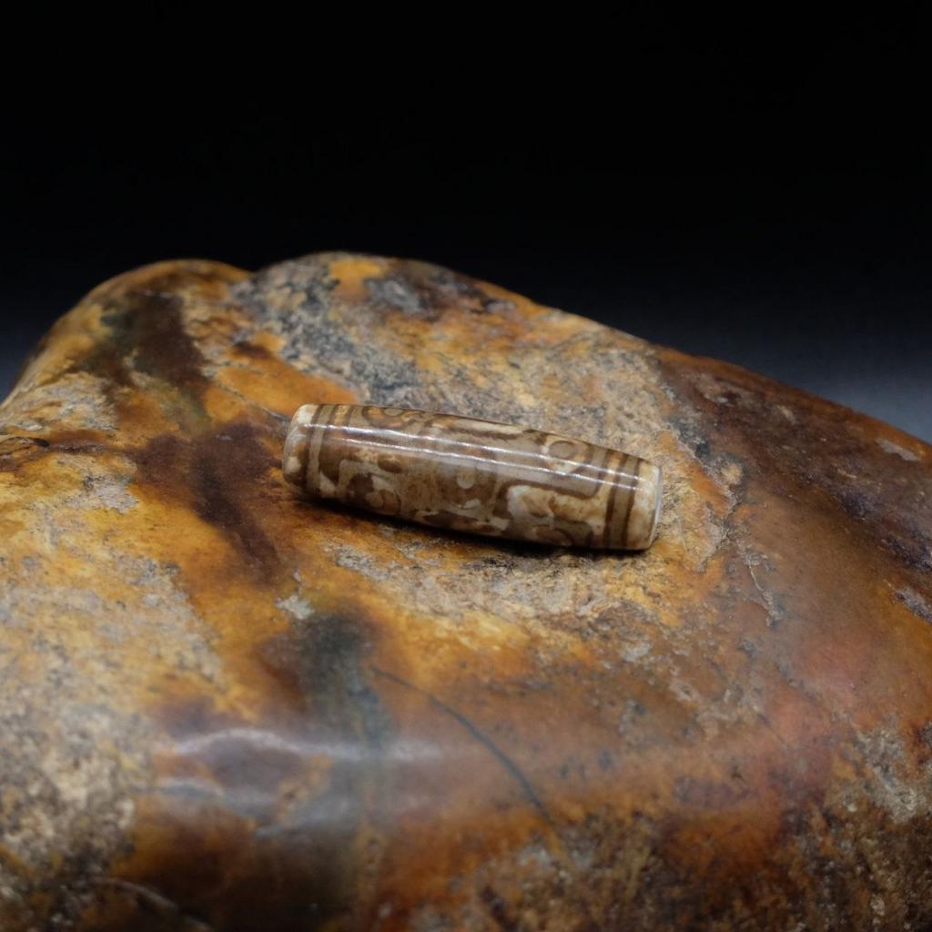 Бусина Дзи 9 глаз №13