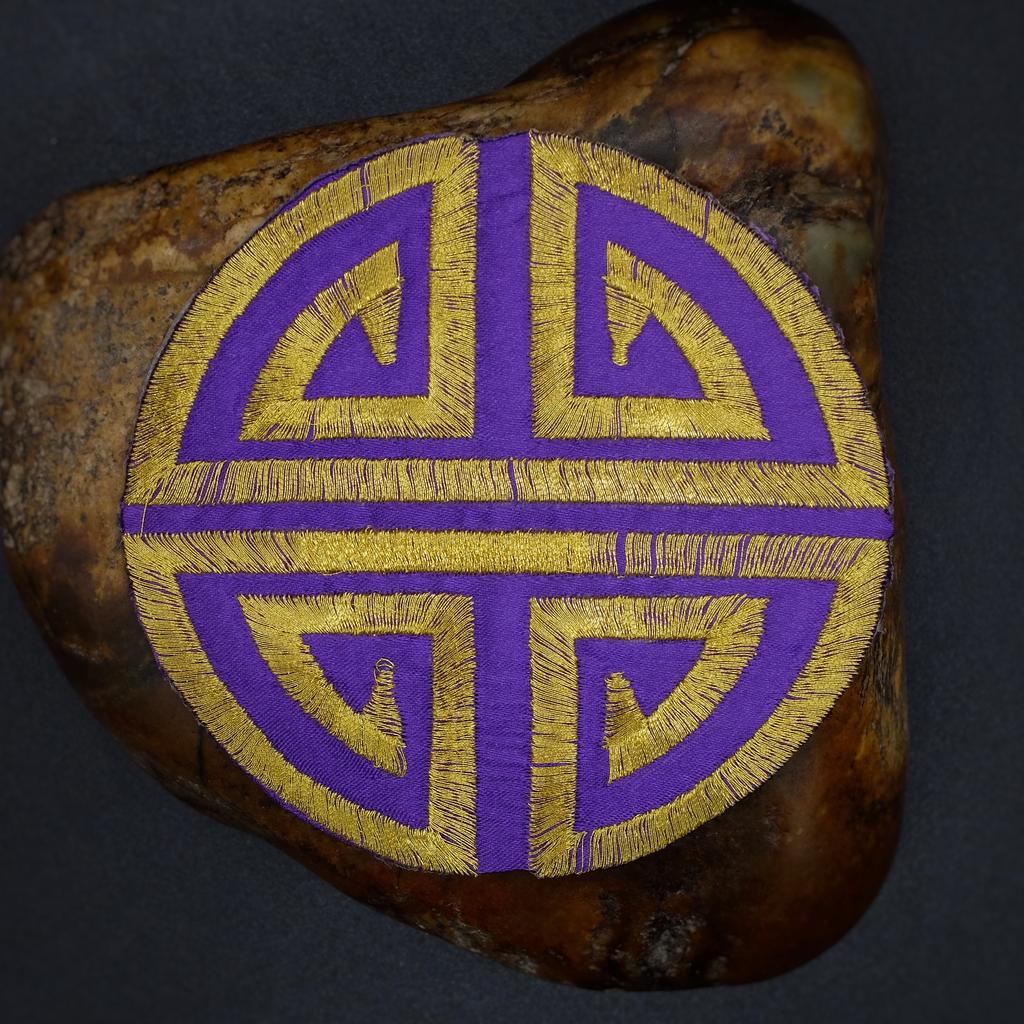 Нашивка круглая "Шоу" фиолетовая