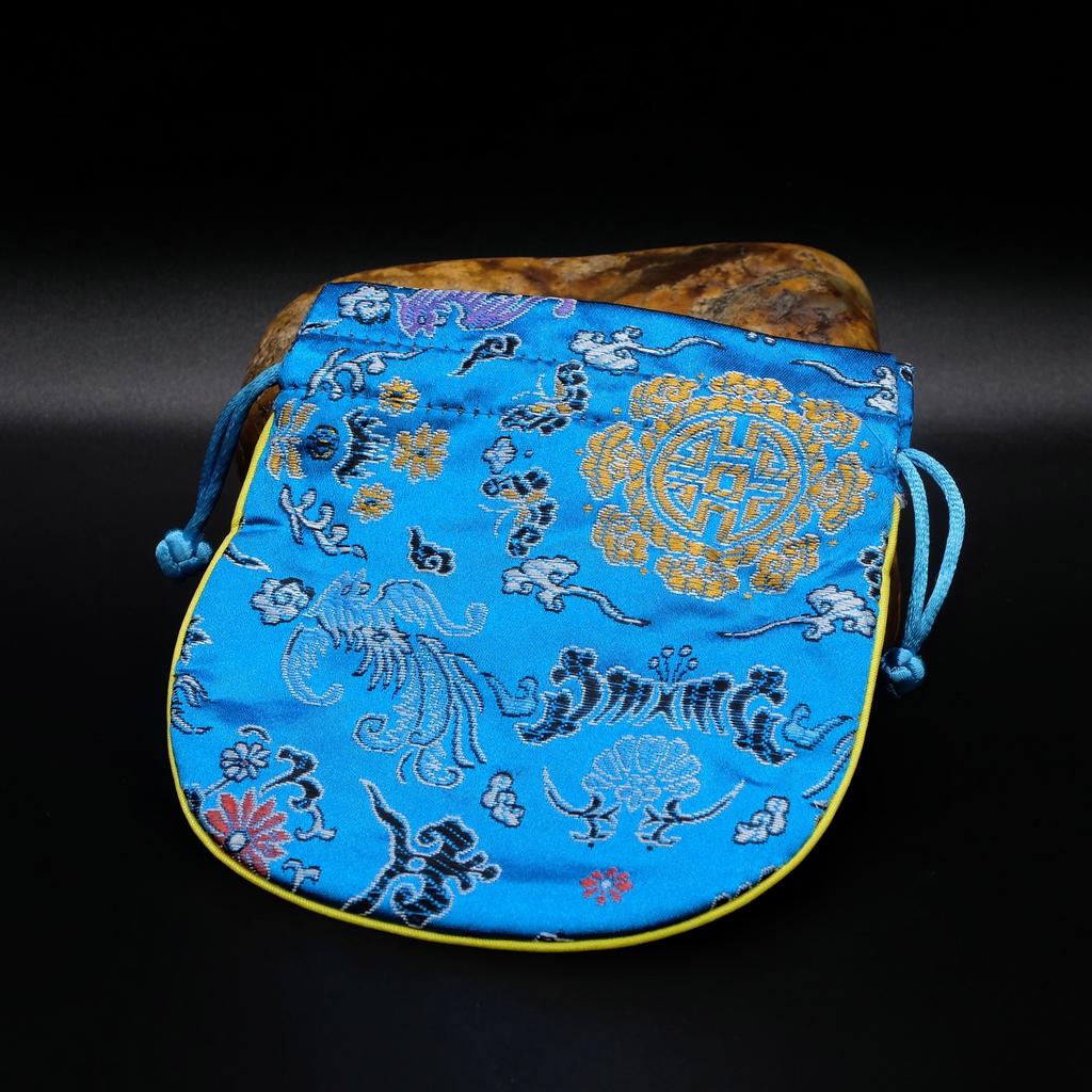 Мешочек шелковый голубой