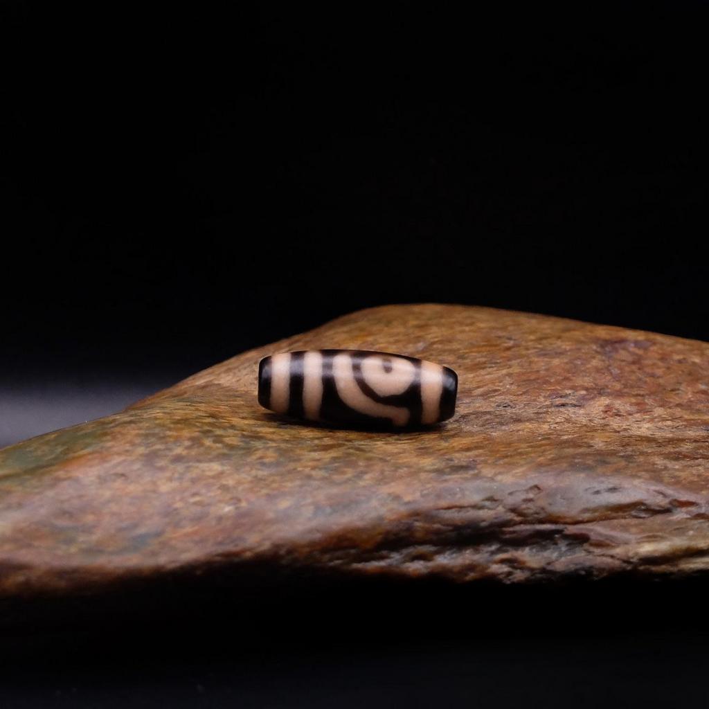 Бусина Дзи 2 глаза N°71