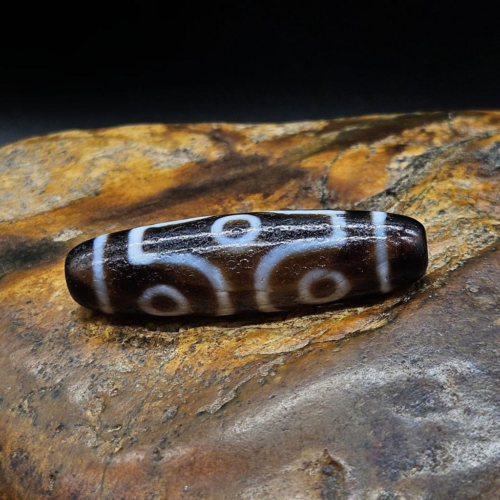 Бусина Дзи 6 глаз N°46