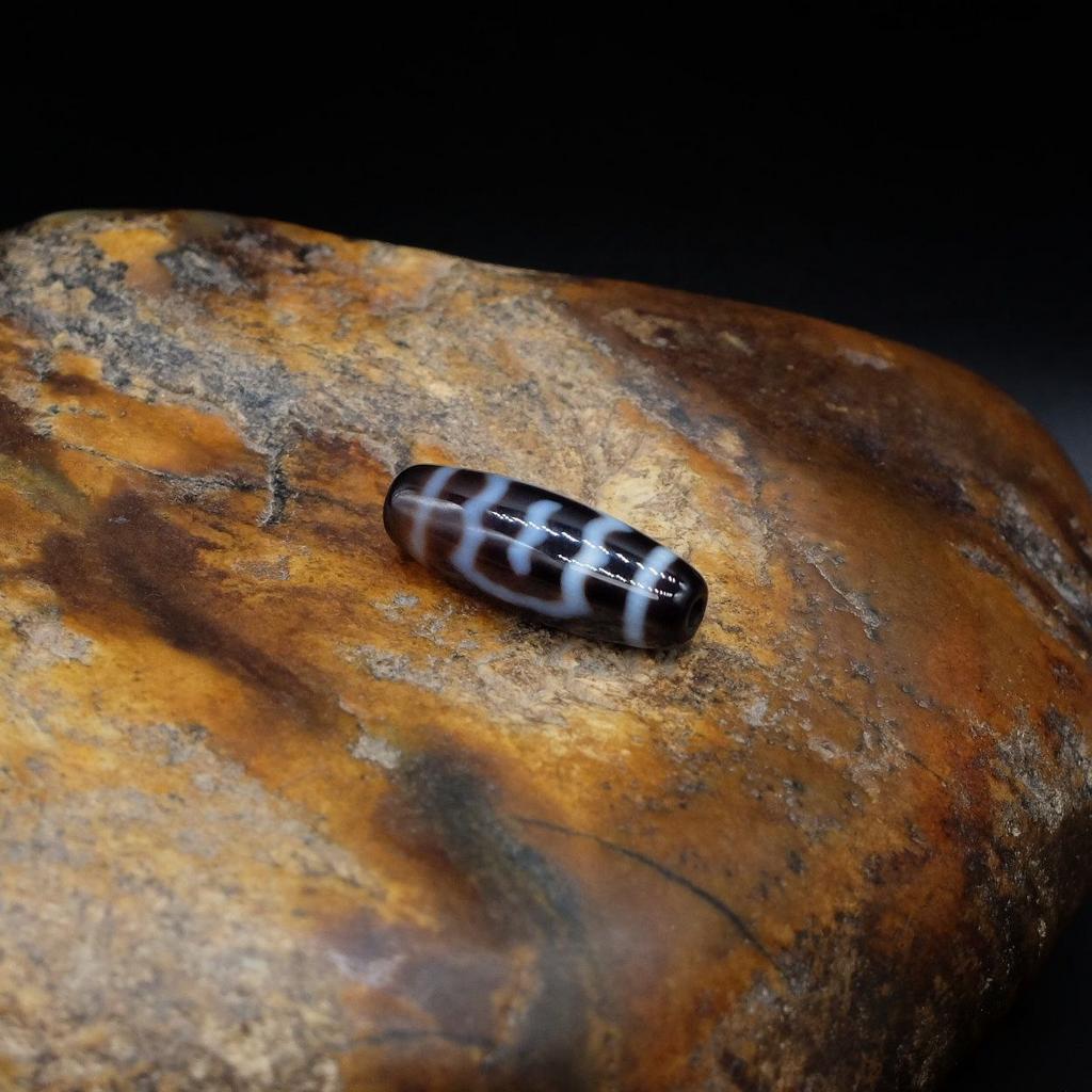 Бусина Дзи Гаруда N°30