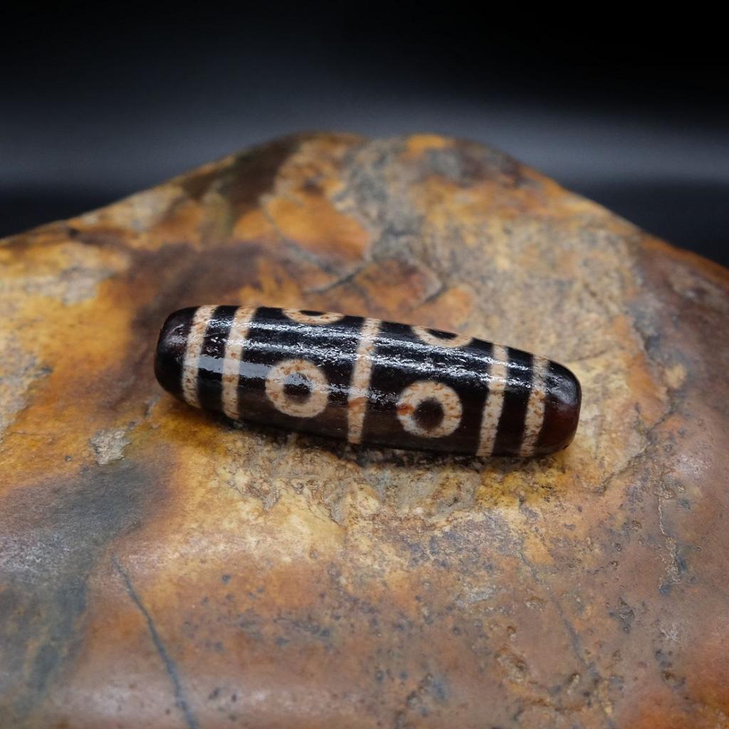 Бусина Дзи 8 глаз N°32