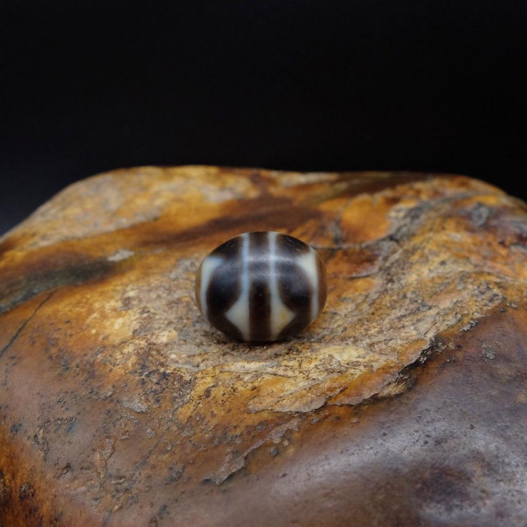 Бусина Дзи Двойные Зубы Тигра N°63 original