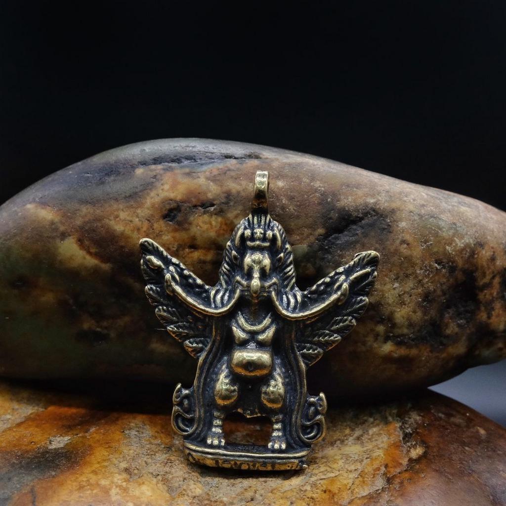 Подвеска из бронзы Гаруда